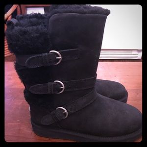 NEW size 6 Becket Uggs in black