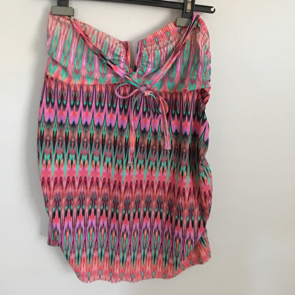 SOLD—Liz Lange Maternity Halter Swim Top