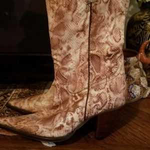 Genuine leather cowgirl boots