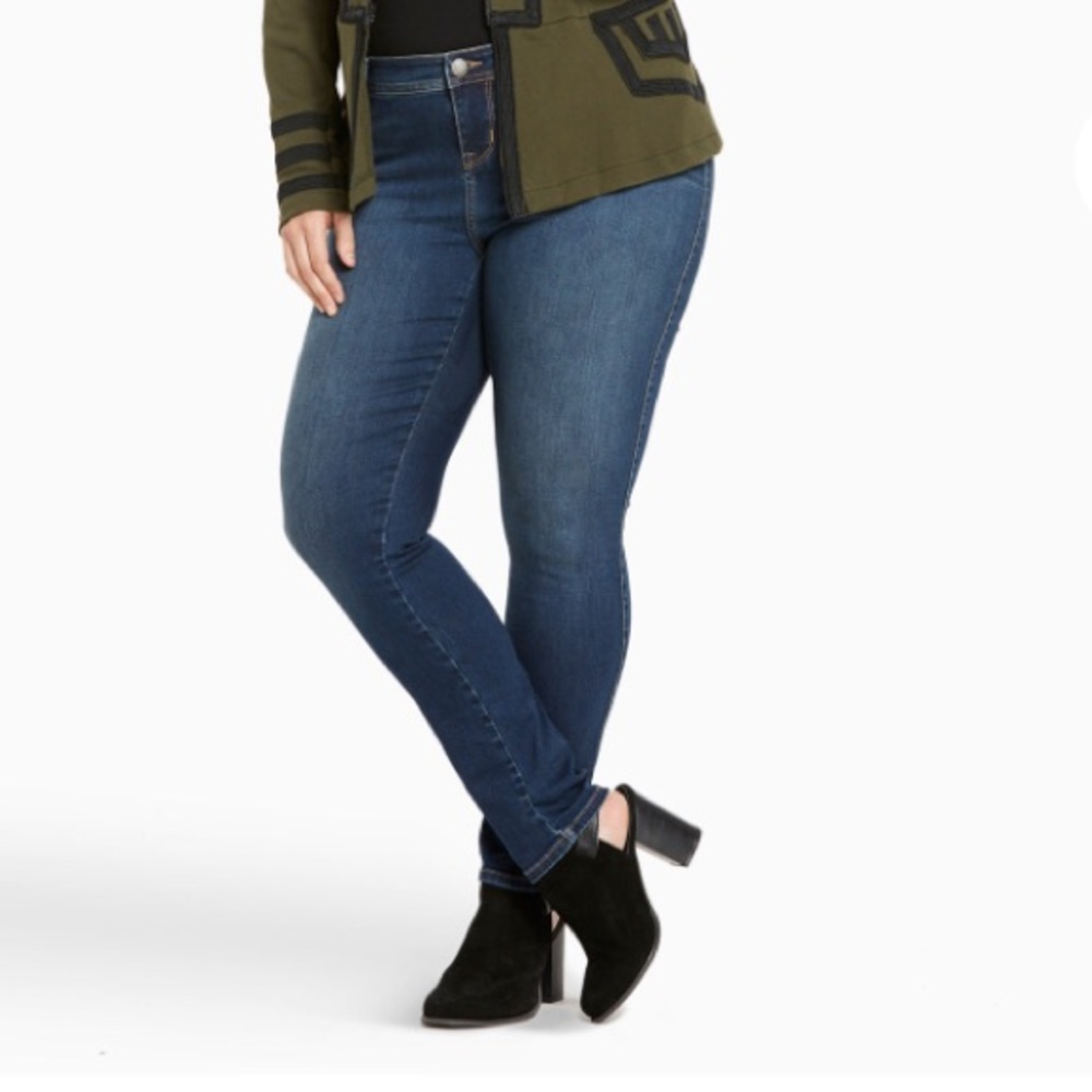 GUC Torrid Dark Wash Skinny Jeans in 16R