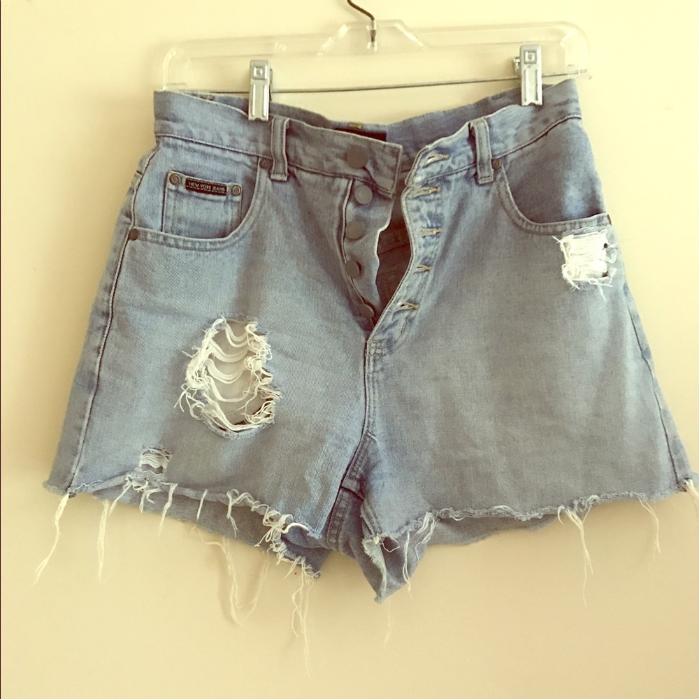 High waisted denim frayed shorts