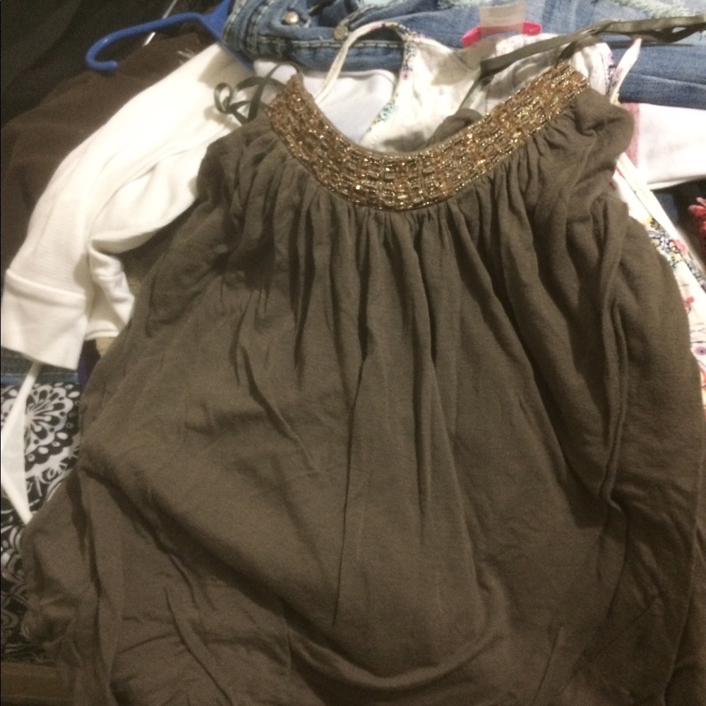 Brown tank