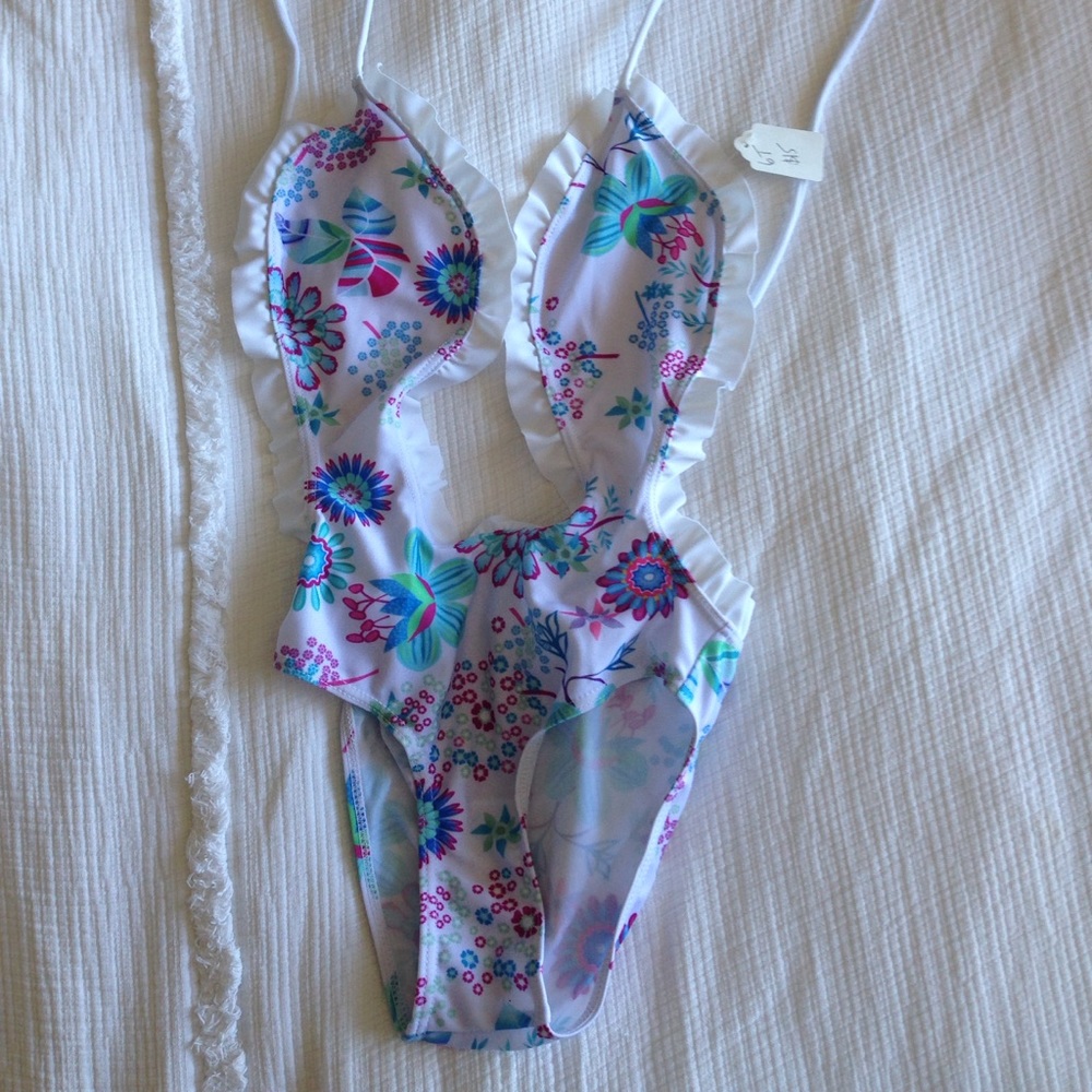 Girls cutout one piece