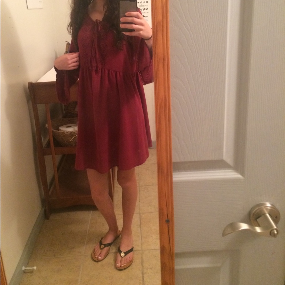 Bell sleeved dress