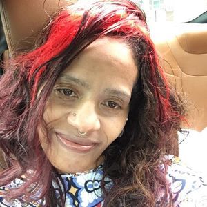 Meet your Posher, Gina