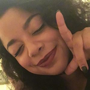 Meet your Posher, Cynthia