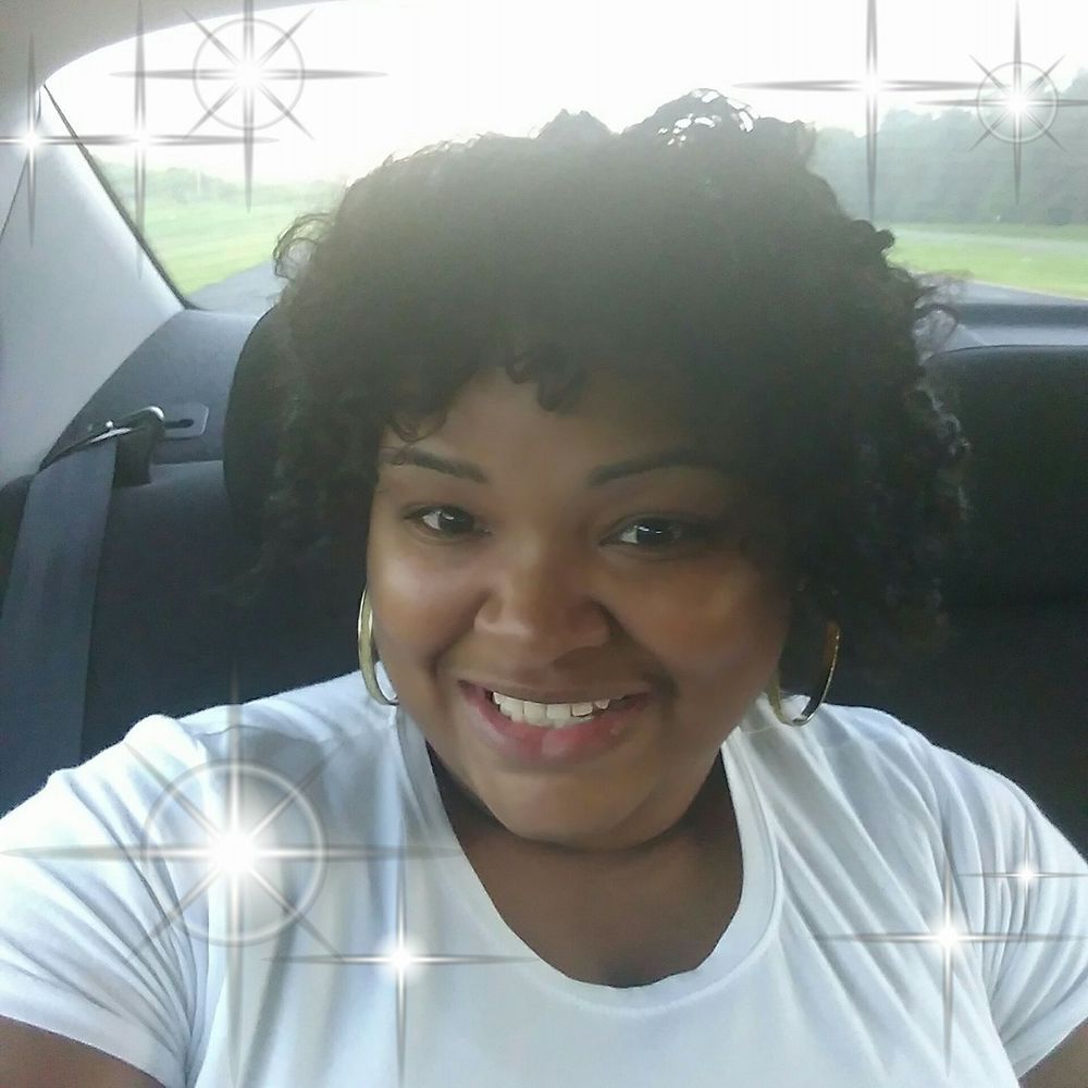 Meet your Posher, Latasha