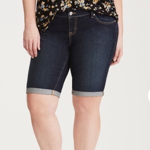 EUC Torrid Dark Wash Bermuda Shorts in Size 16