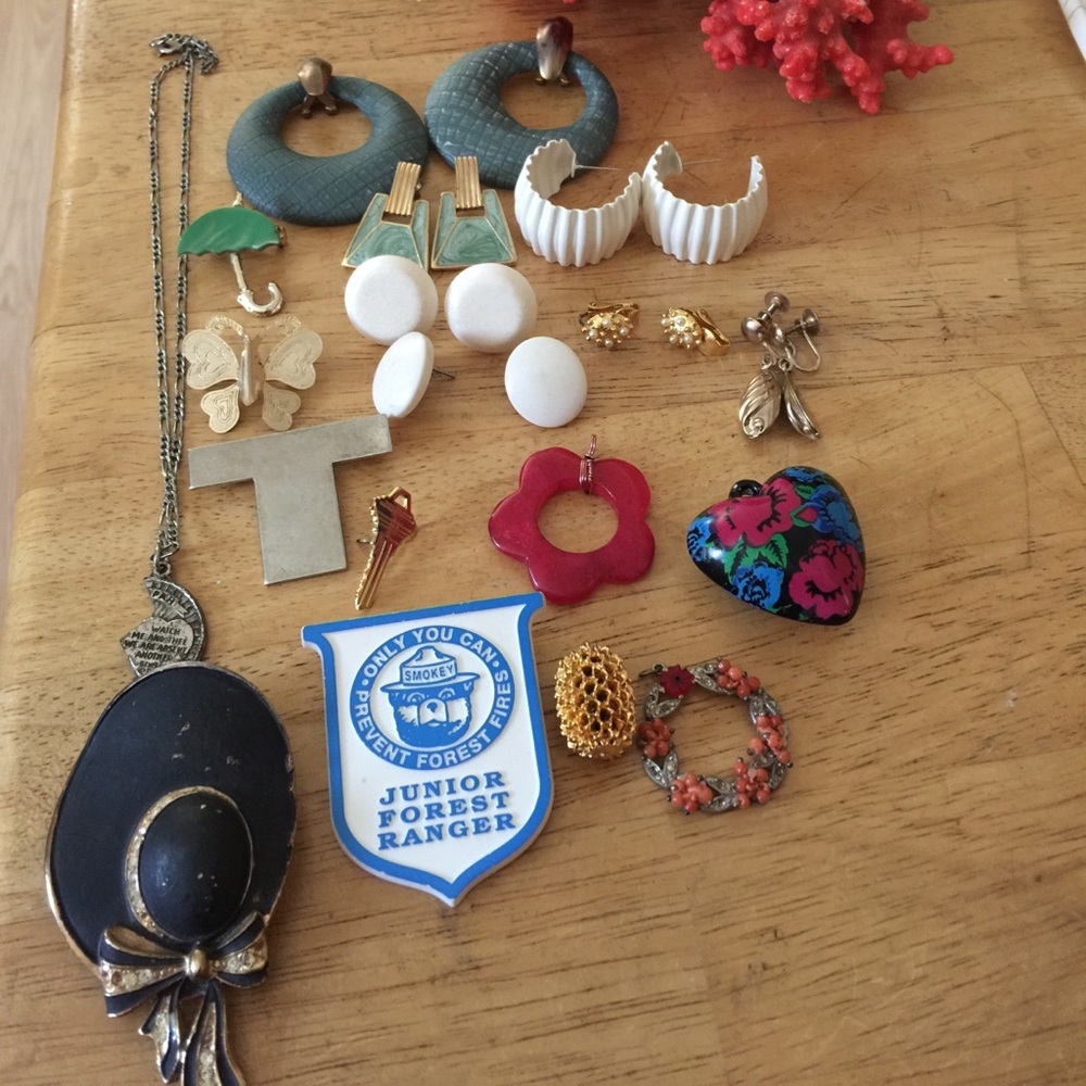 Bundle of 18 item item