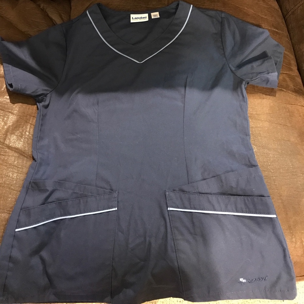 Scrub top