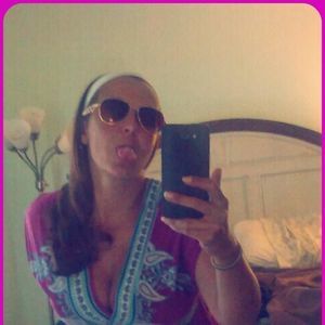 Meet your Posher, Amanda