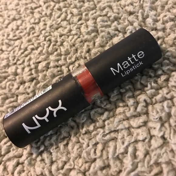 NYX Other - Matte  lipstick 