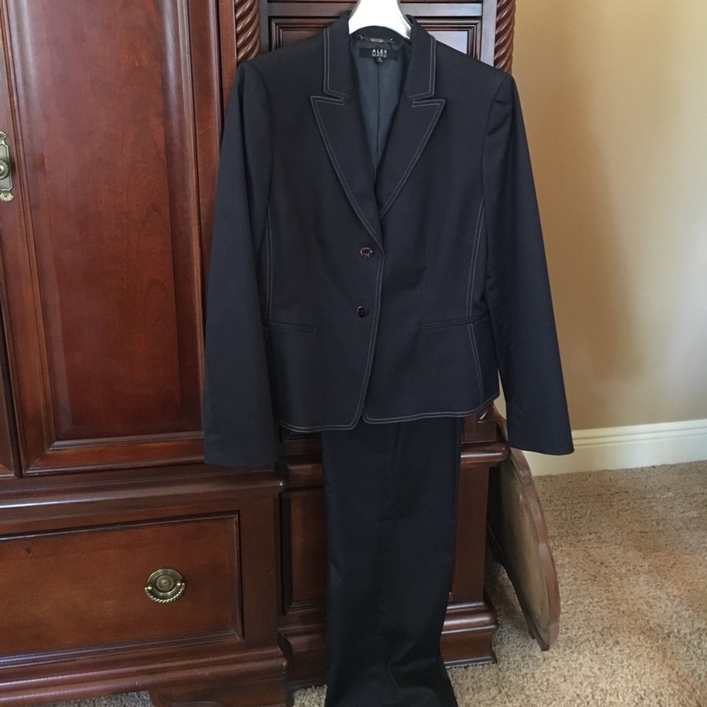 Alex Marie suit set