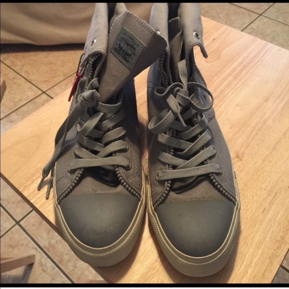 Levi's shoes