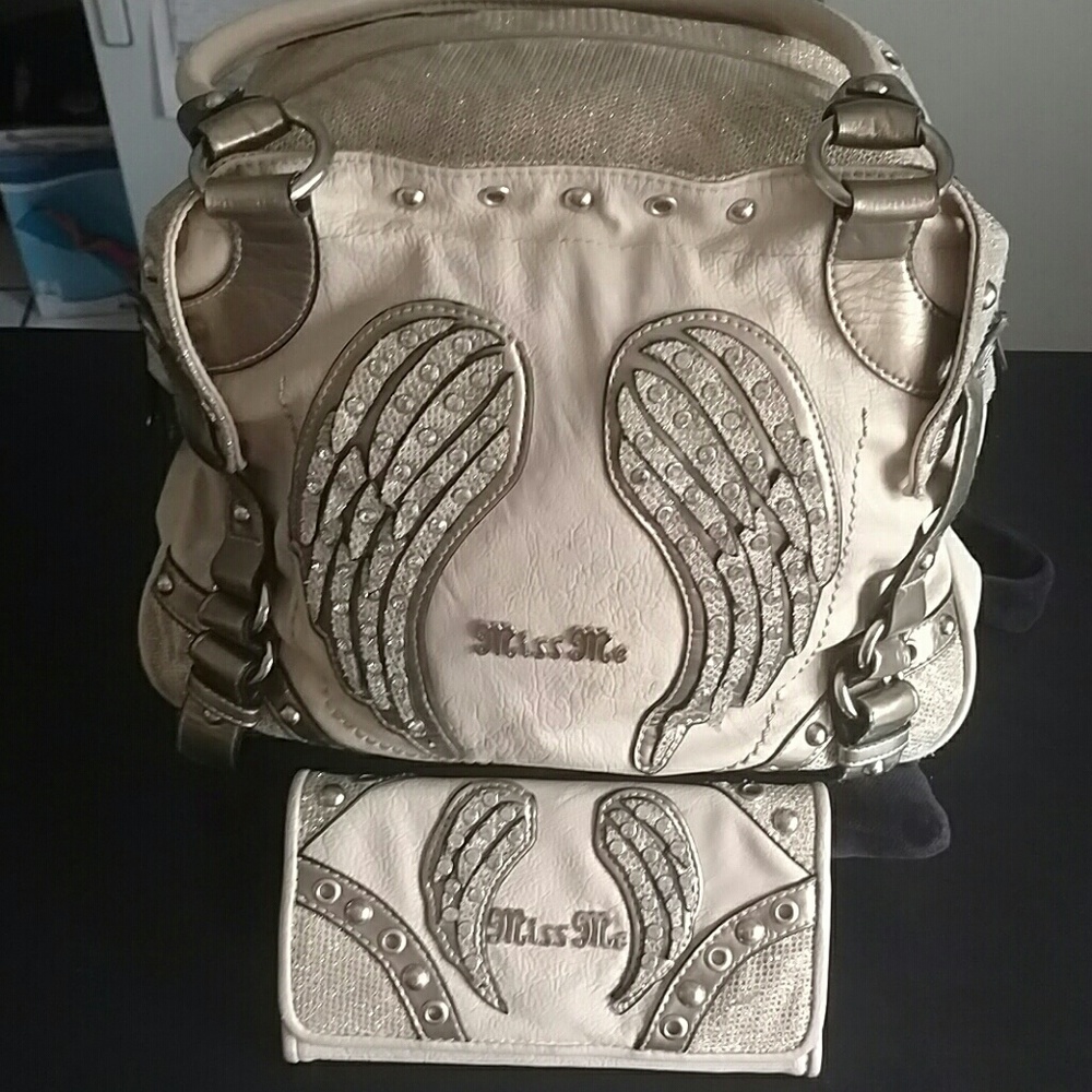 Miss Me👼Matching purse and wallet👼