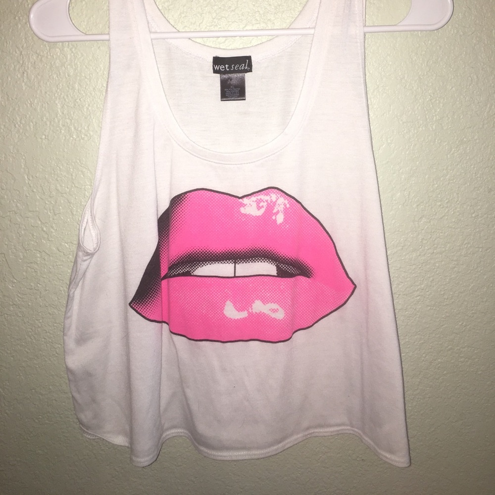 NWOT glory lip shirt