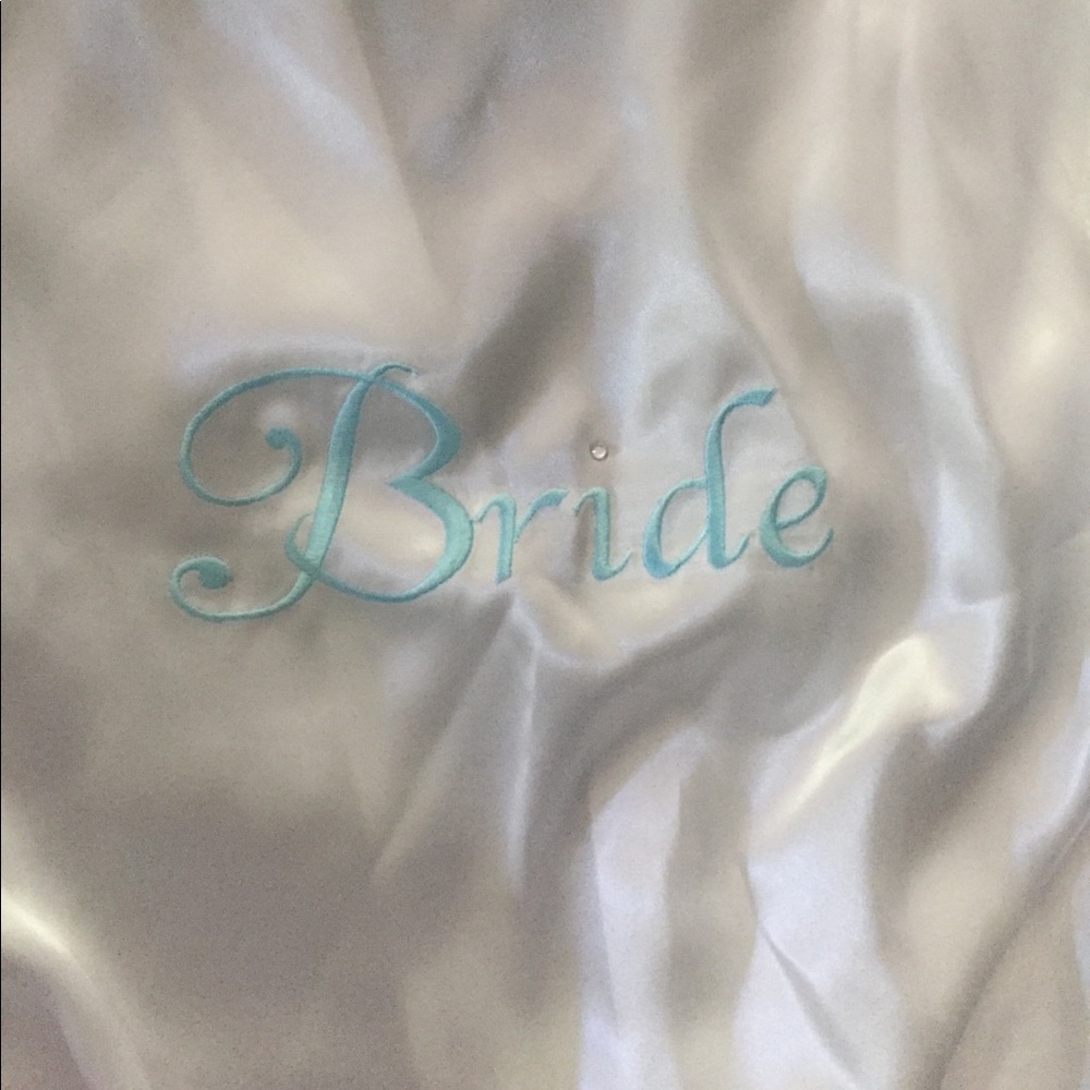 Bride Robe - Picture 2 of 4