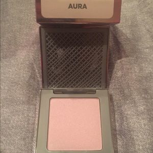 Urban Decay Afterglow Highlighter in Aura