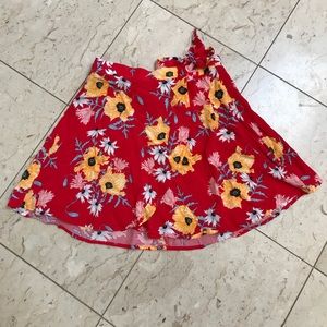 FLORAL SKIRT SUPER CUTE
