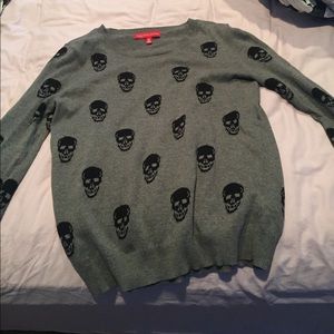 Skull sweater