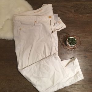Michael Kors White Capris Size 14