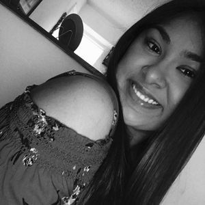 Meet your Posher, Daniela