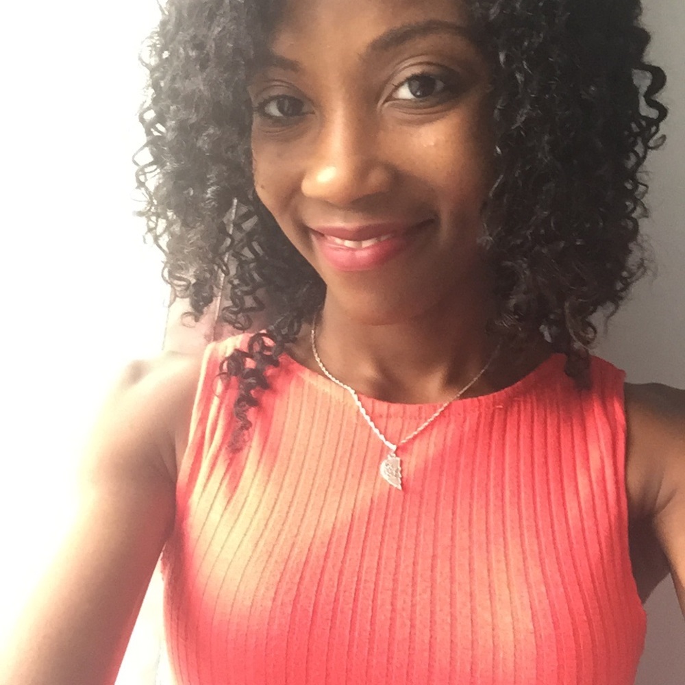 Meet your Posher, Jasmine