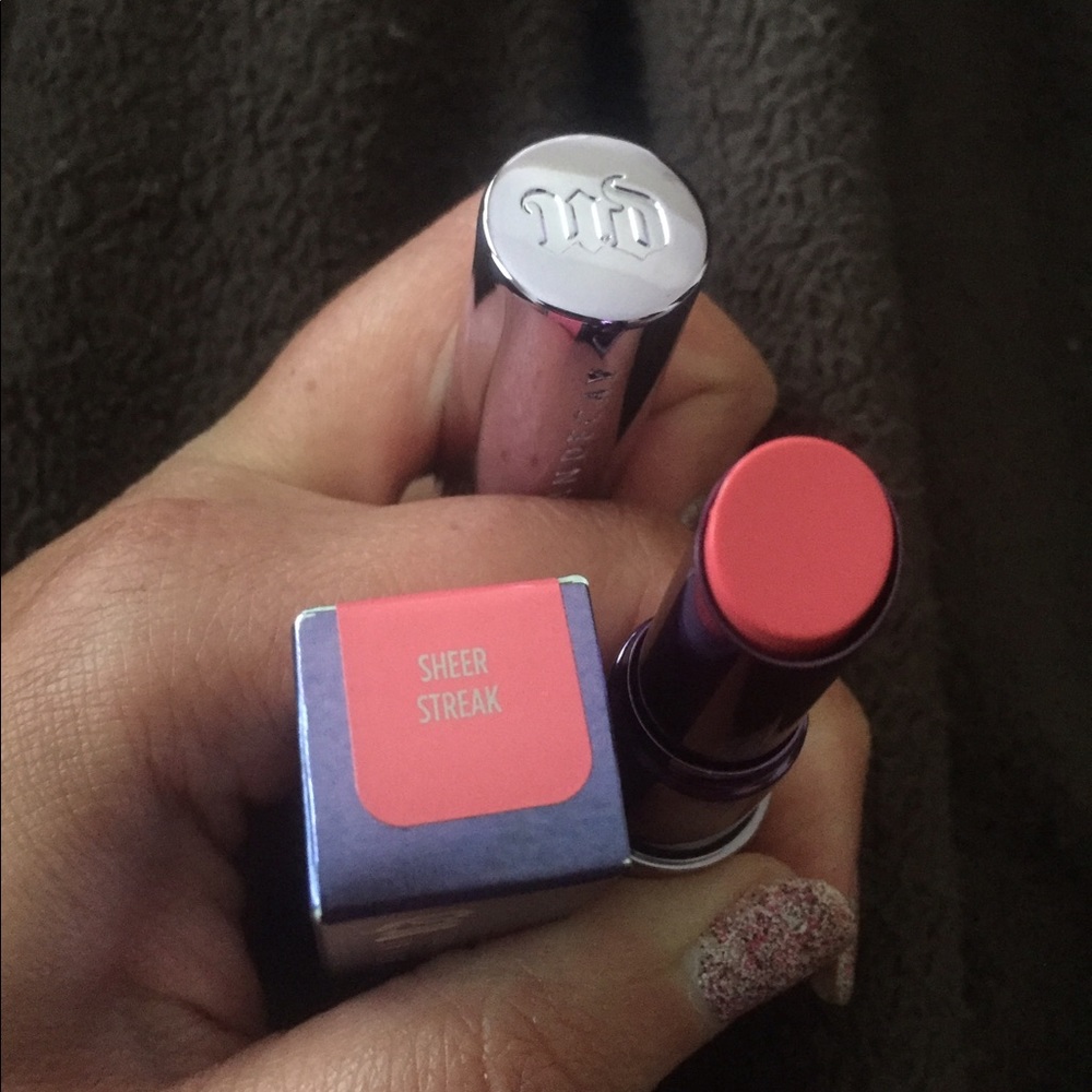 Urban Decay Sheer Revolution Lipstick in Streak