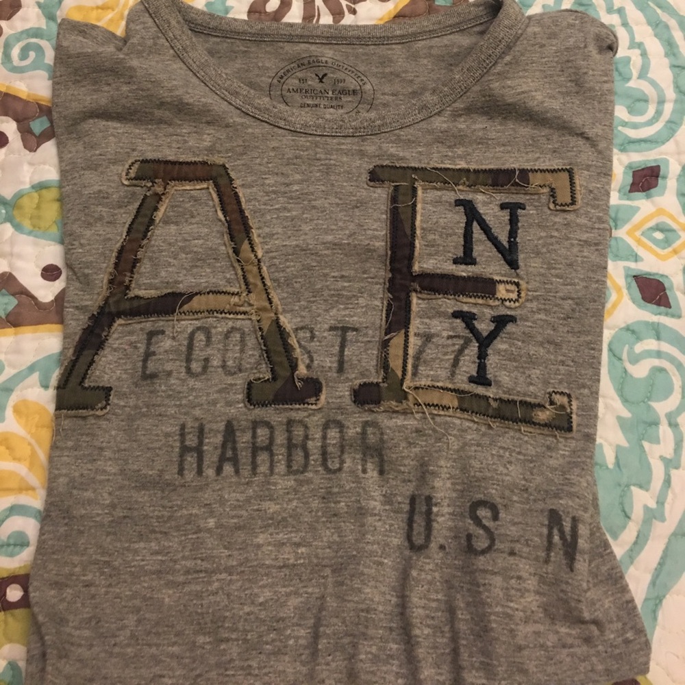 Men's American Eagle Size M