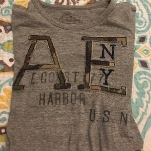 Men's American Eagle Size M