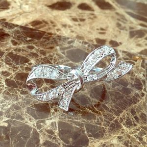 🆕CZ Bow, two-finger ring
