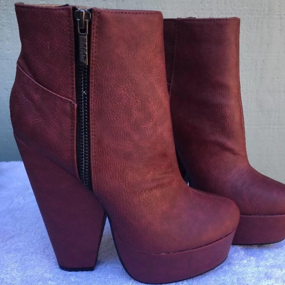 Size 6.5 Michael Antonio ankle boots LIKE NEW