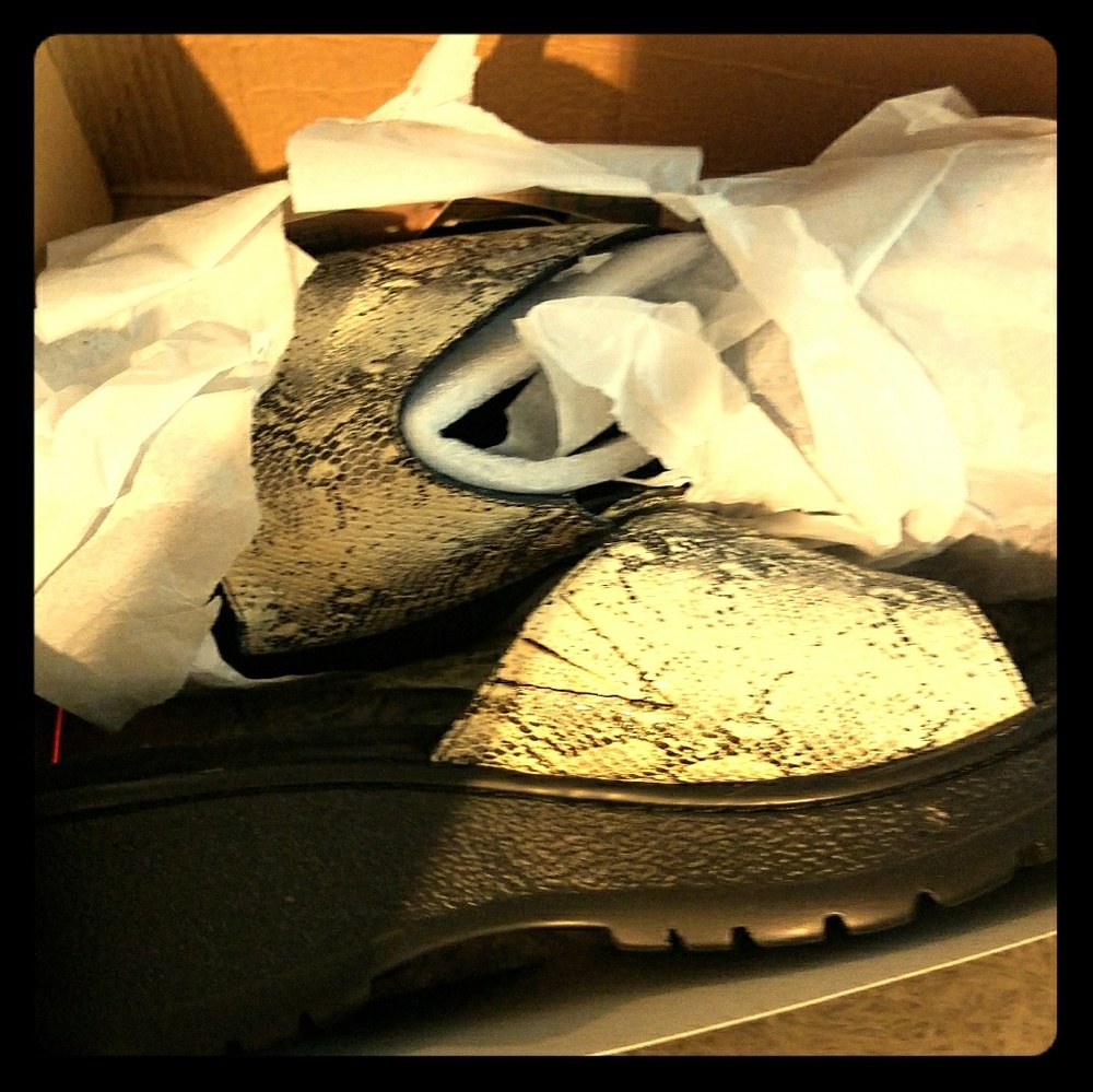 Roper sandals 👑👑👑