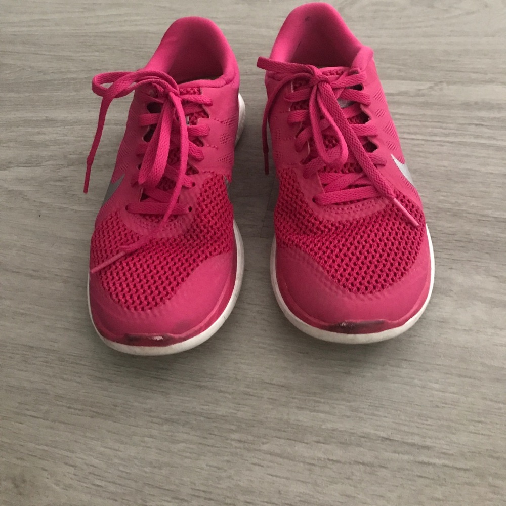 4.0 Nike free run's in pink