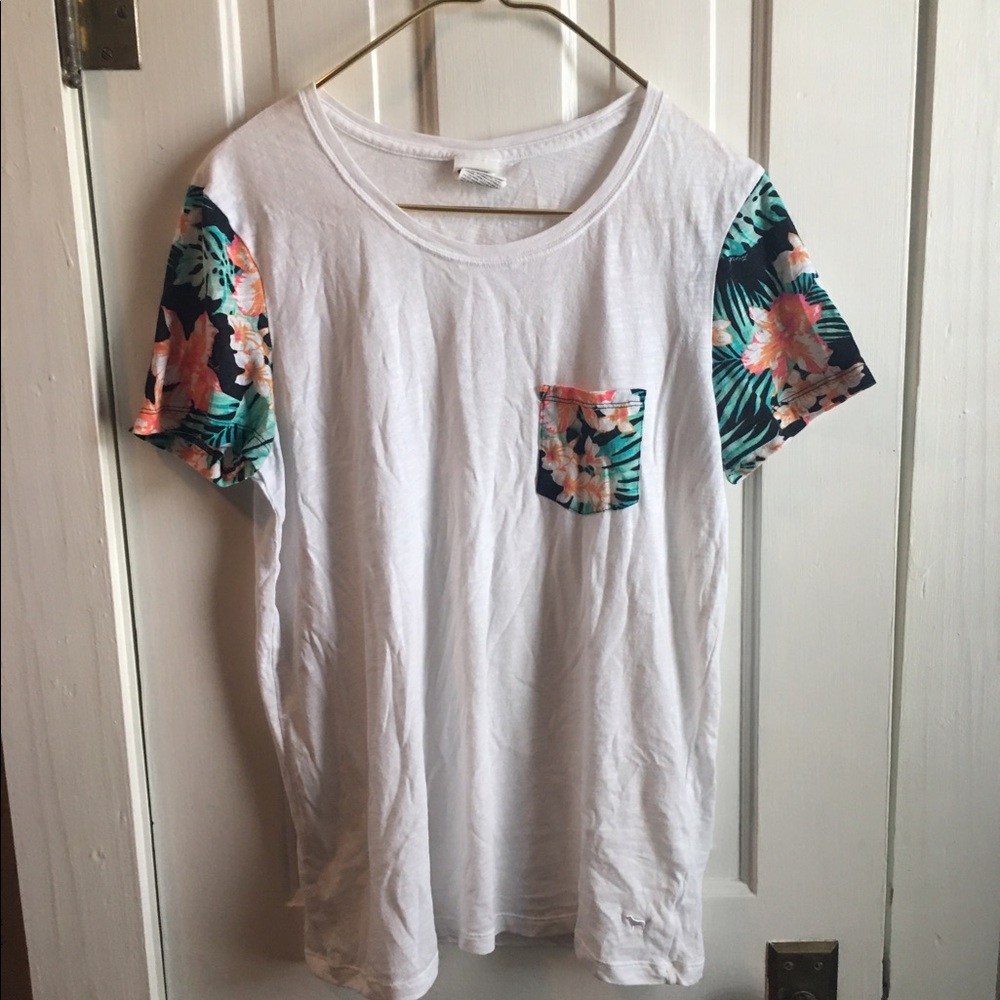 Victoria secret PINK Hawaiian shirt.