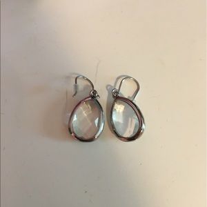 Delicate drop earrings