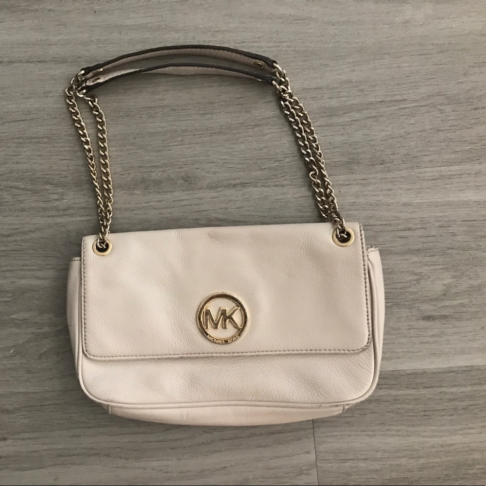 White and gold Michael Kors purse
