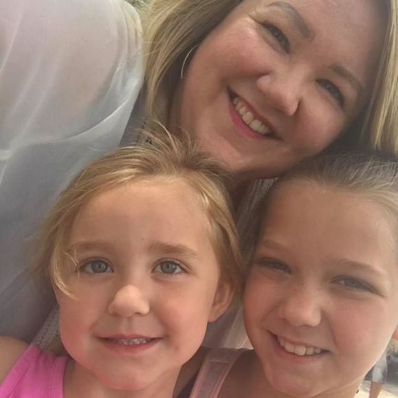 Meet your Posher, Crystal - Picture 2 of 4