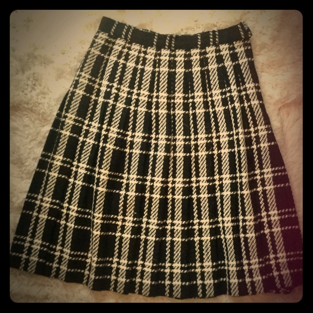 Vintage Black and White Plaid Pleated Wool Skirt