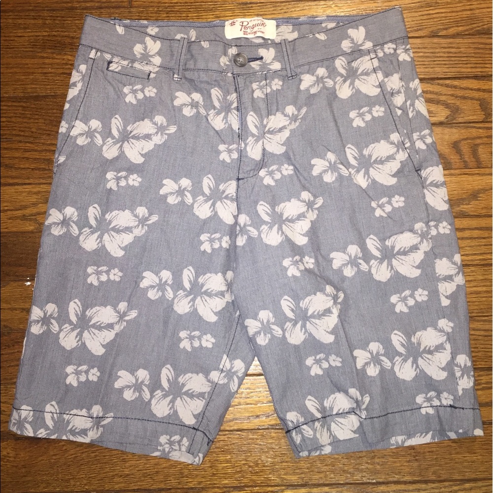 Penguin shorts size 30