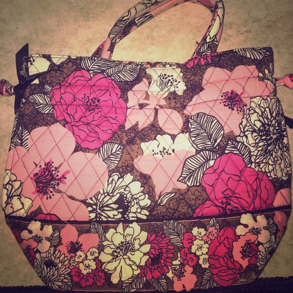 Brand New Vera Bradley Bag!! 100% Authentic !!