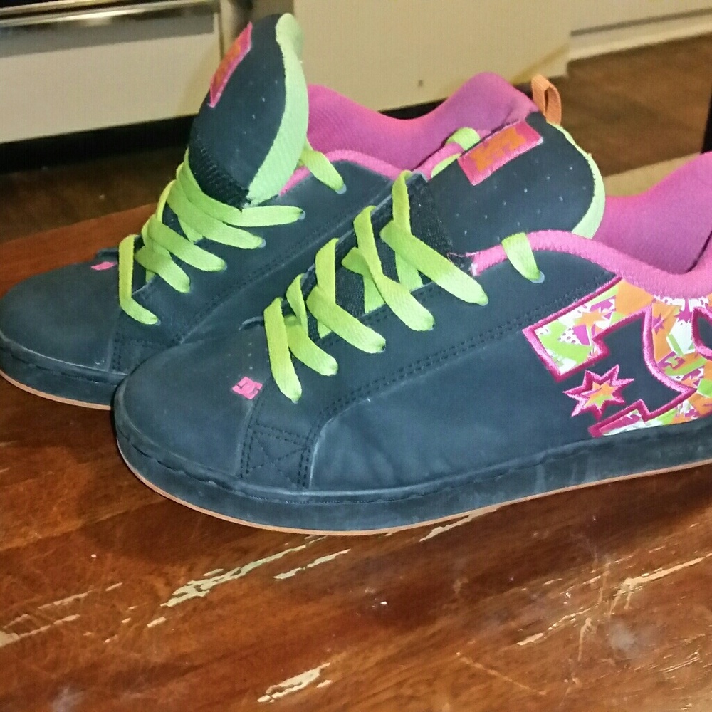 Dc shoes