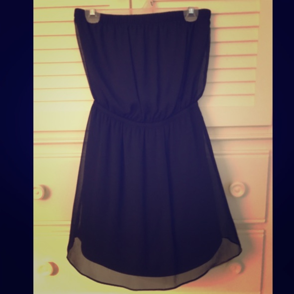 Express strapless dress size medium