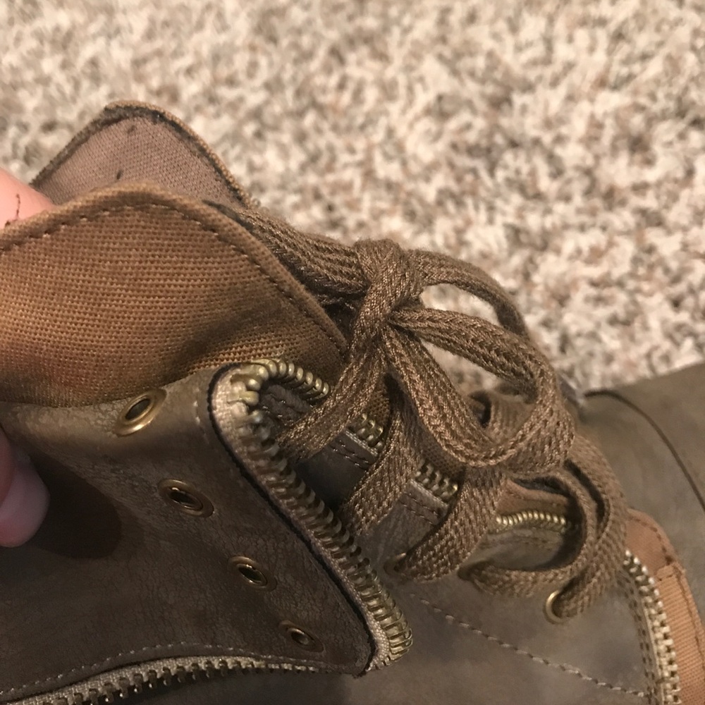 🚫SOLD🚫 Zipper Booties - Picture 5 of 5