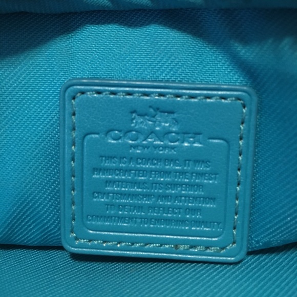 Coach cross body purse - Picture 2 of 4