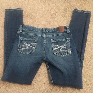BKE Stella skinny jeans. Size 28x31.5