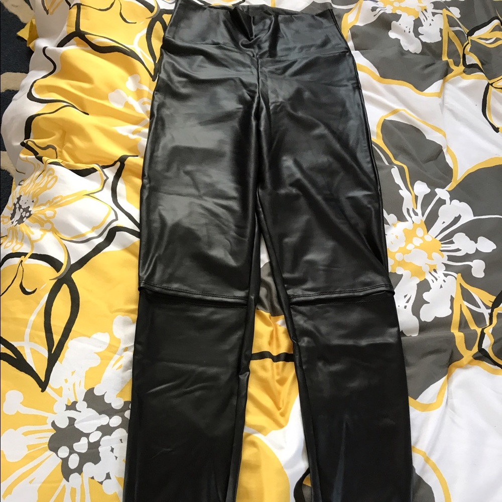 Leather leggings with knee cut out