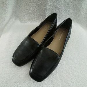 Enzo Angiolini Flats