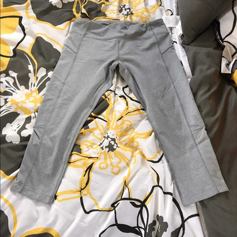 Acadia Capri leggings