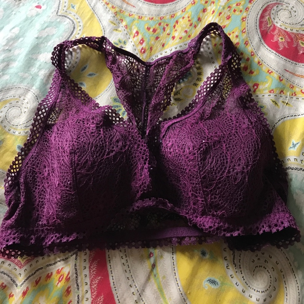 Victoria's Secret | burgundy lace bralette